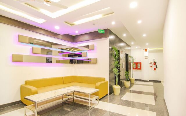 OYO 13482 Hotel Moments