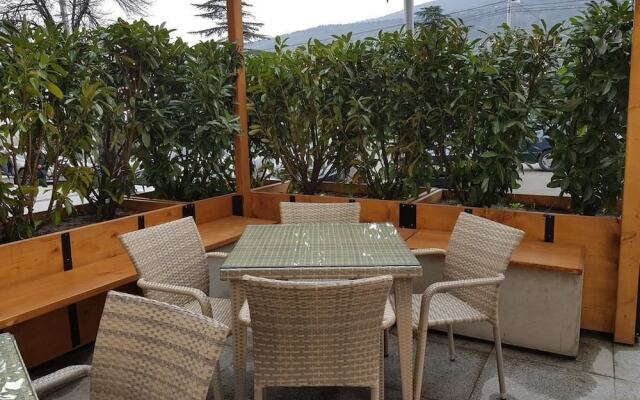 Nice Room Hotel Wine Brasserie