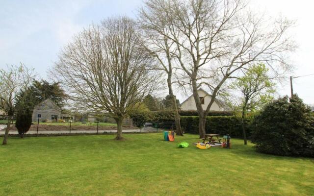 Gîte Bricqueville-sur-Mer, 6 pièces, 11 personnes - FR-1-362-403