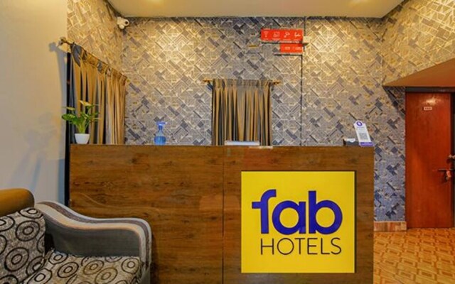 Hotel Crystal Stay by OYO Rooms