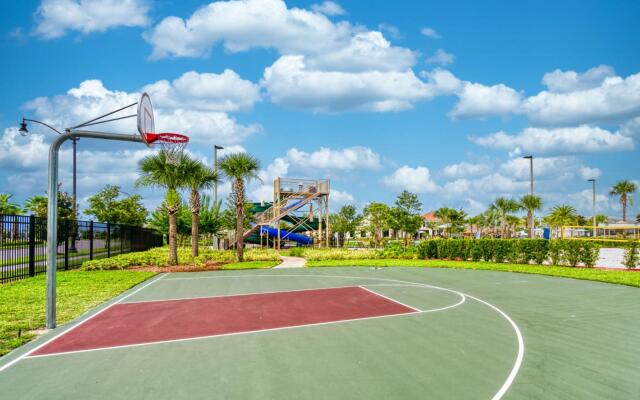 Elegant home with themed bedrooms near Disney