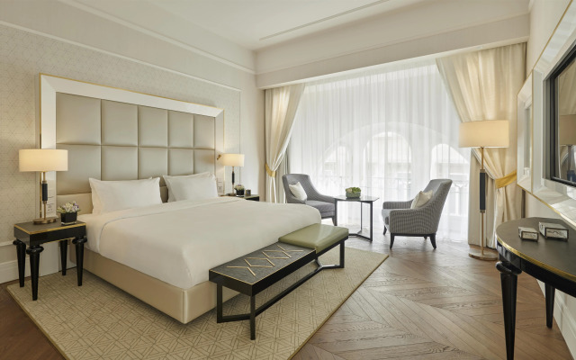 Párisi Udvar Hotel Budapest, part of Hyatt