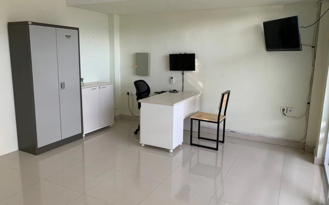OYO 2203 Wira Residence