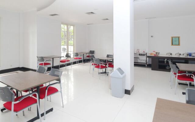 Airy Pattimura 30 Palu