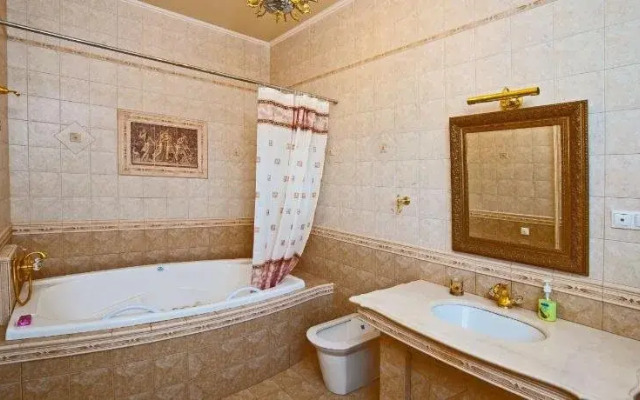 Tip Top Hotel