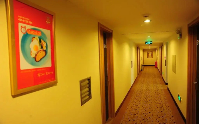 Eaka 365 Hotel Cangzhou Huanghelou Branch