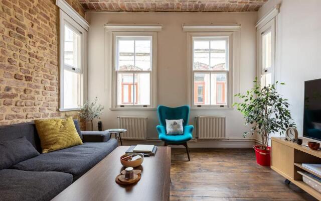 Renovated apartment at the heart of Istanbul with huge terrace