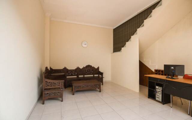 RedDoorz @ Nologaten Ambarukmo