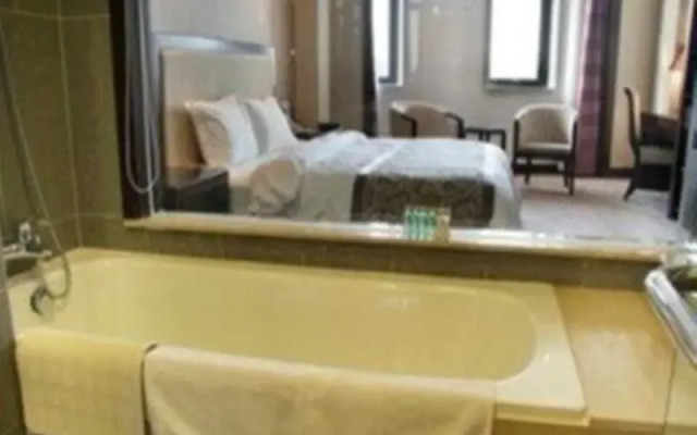 Best Western Grand Sky International Hotel