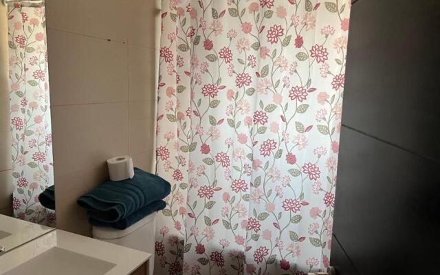 20 Metros Clínica Las Condes