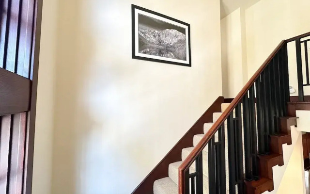 Juniper Crest #25 4 Bedroom Condo by RedAwning