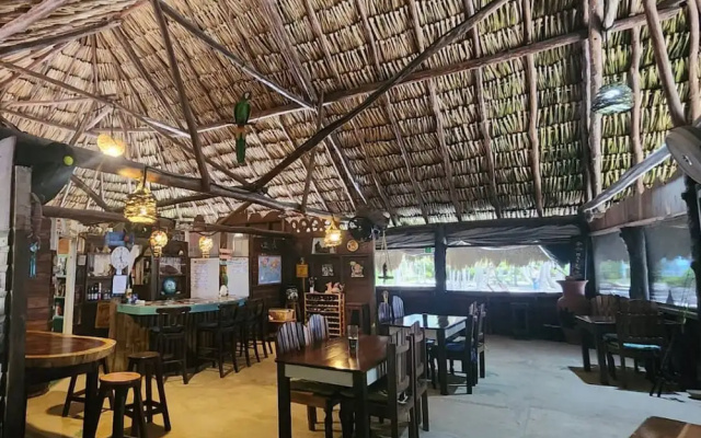 Playa Sonrisa Hotel