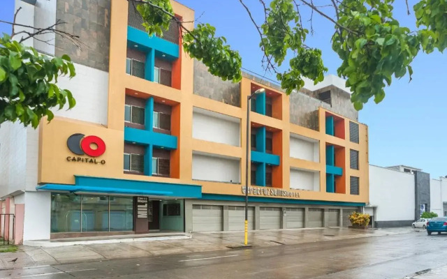 Veracruz Suites Hotel