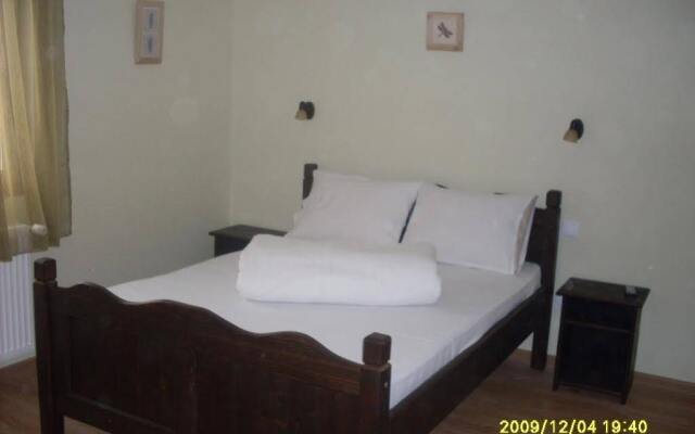 Oana Guest House