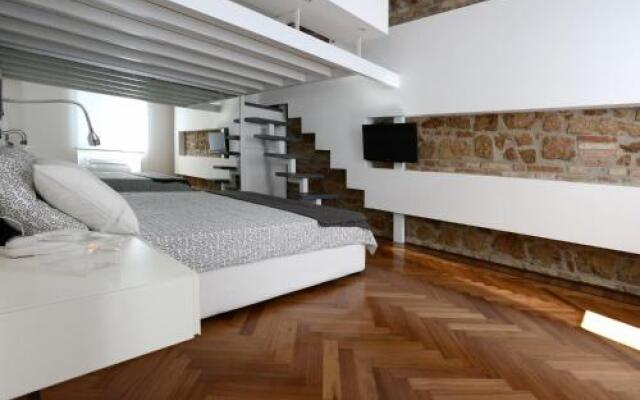 Castelfidardo Apartment - Charme Homes