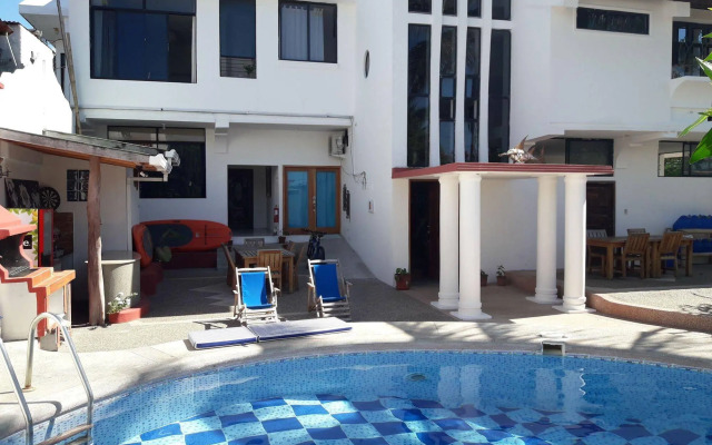 Galapagos House - Hostal