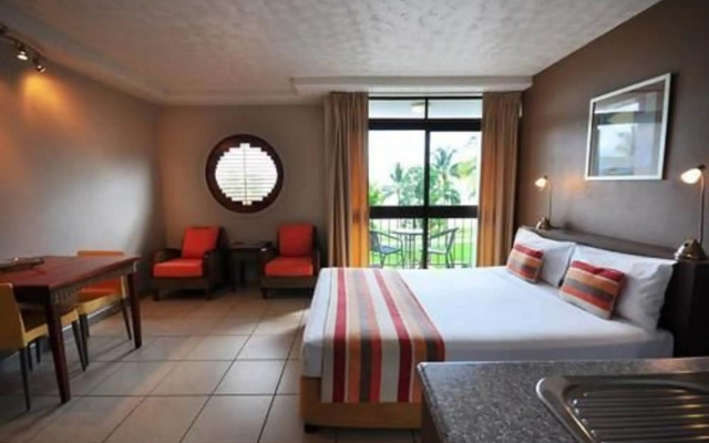 Waters Edge The Strand