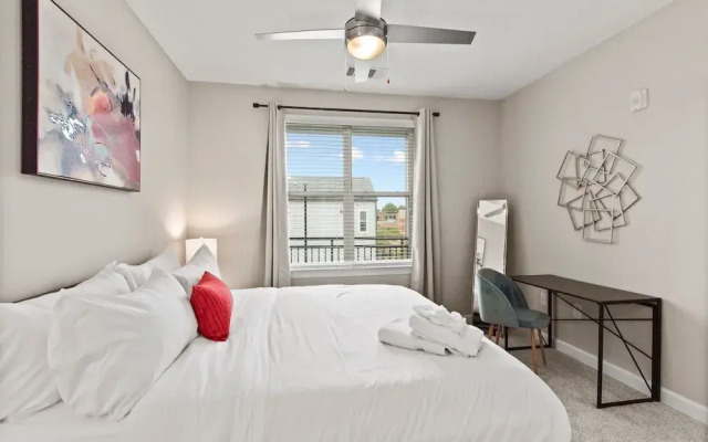 Kasa Charlotte FreeMoreWest