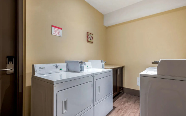 Best Western Plus Chateau Fort St. John