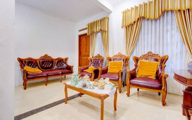 OYO 93789 Mbah Carik Homestay Syari'ah