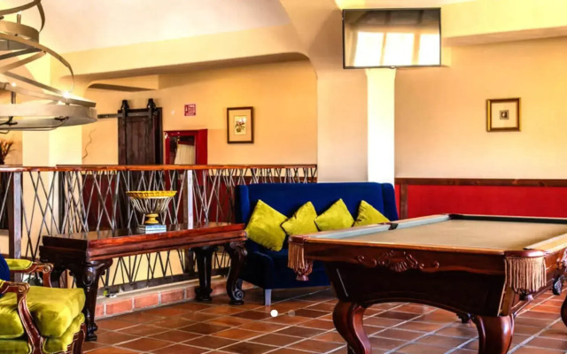 Hotel Hacienda Santana