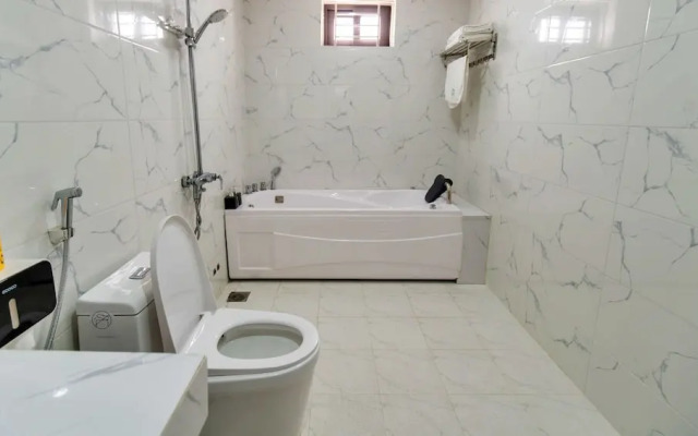 HANZ Noi Bai Airport Hotel