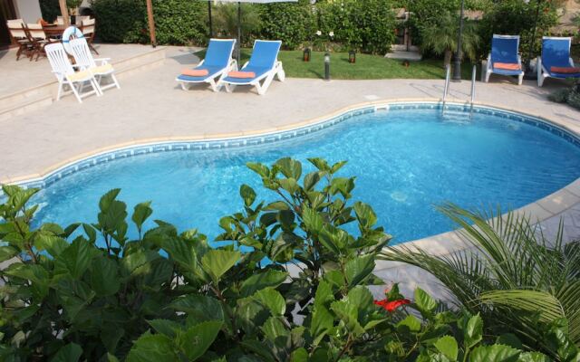Three Bedroom Villa With Private Pool and Landscaped Garden