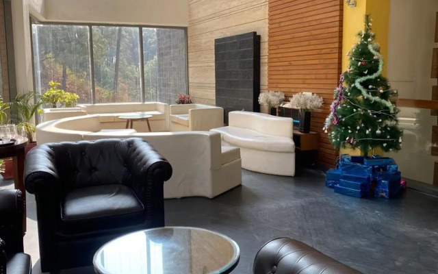 Wood Creek Resort & Spa Kasauli