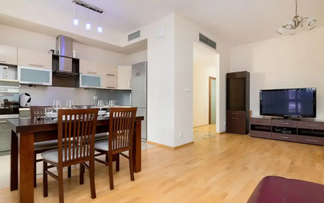 Wilanów 2-Bedroom Apartment