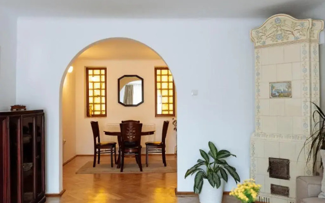 Lovely apartment and quiet courtyard in city centre