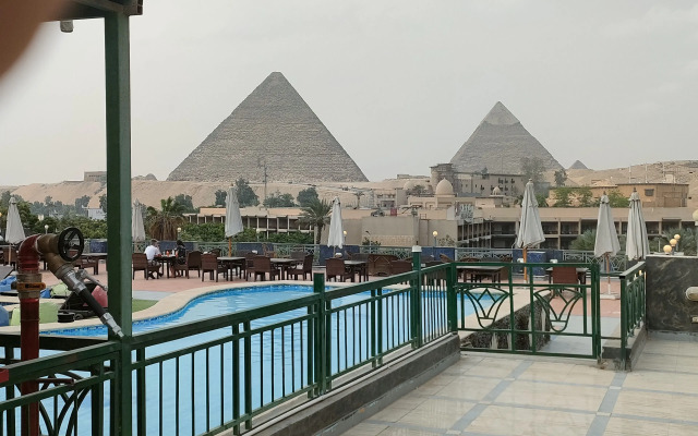 Elite Pyramids view
