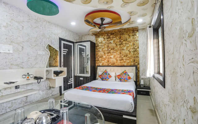 FabHotel Greenland Classic