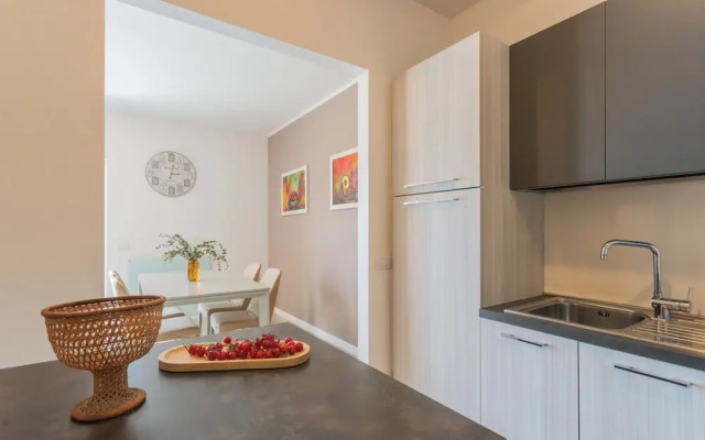 Blooms by the Lake by Rent all Como