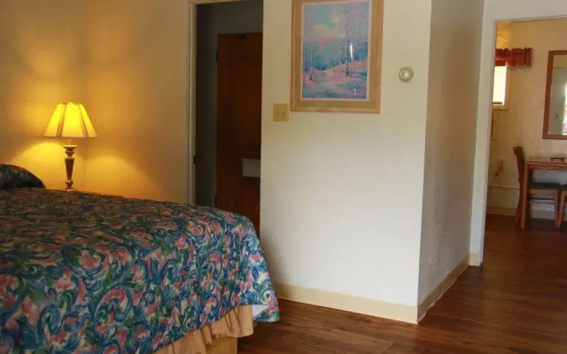 Sunrise Motor Inn