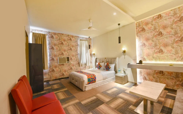 Fabhotel Vintage Inn