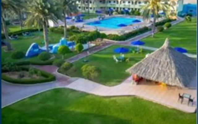 Flamingo Beach Hotel