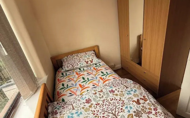 3bedroom Entire House in Stockport Town Manchester