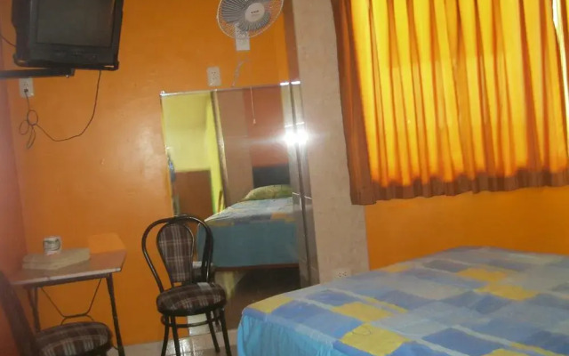 Hostal Hostello - Lima Airport