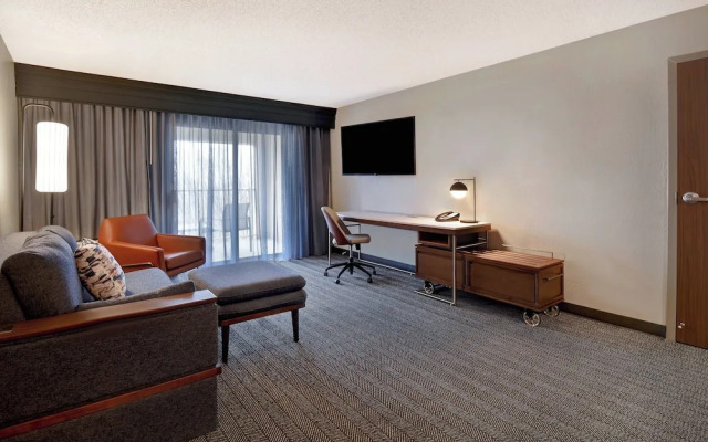 Courtyard by Marriott Cincinnati Airport