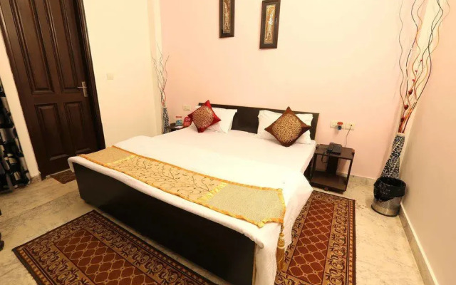 Raj Palace By OYO Rooms