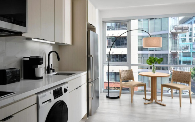 Sentral Gaslamp Quarter