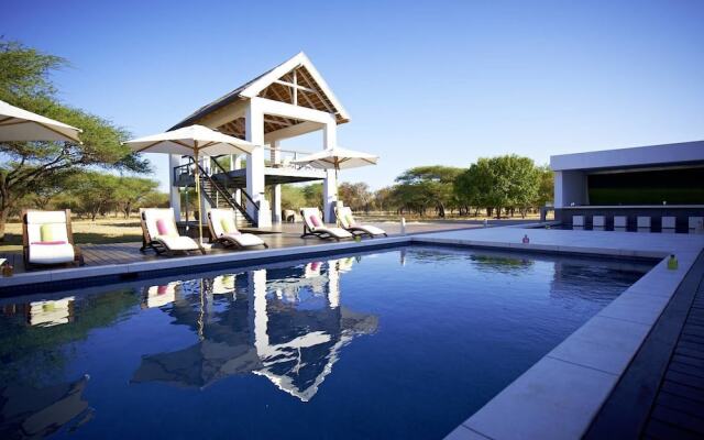 Emanya at Etosha Game Lodge