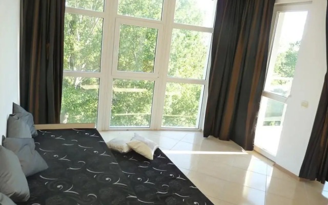 Sofia Apartments in Sunny Residence