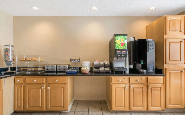 Knights Inn Allentown