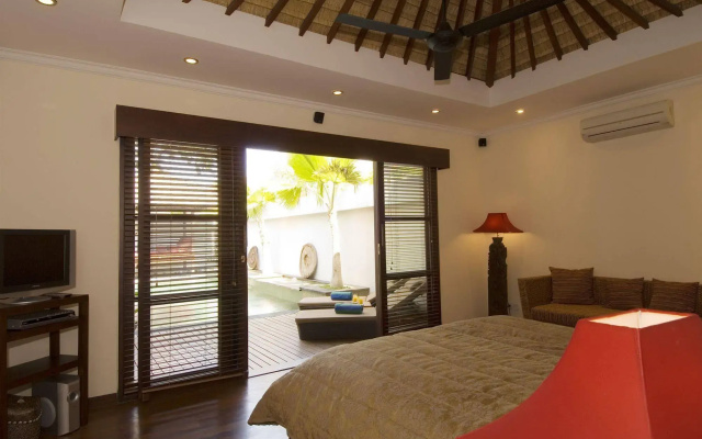 Ellora Villas