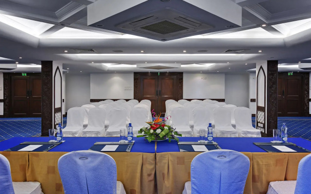 The Heron By Sarovar Portico India