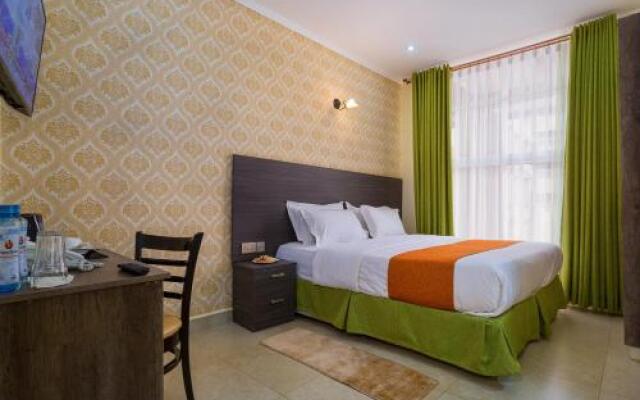 The Junction Hotel