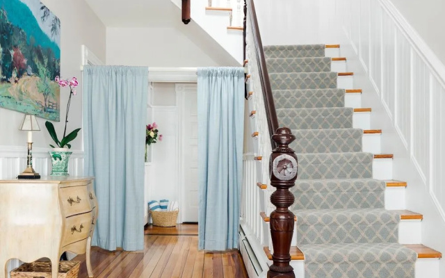 East Bay Bed & Breakfast