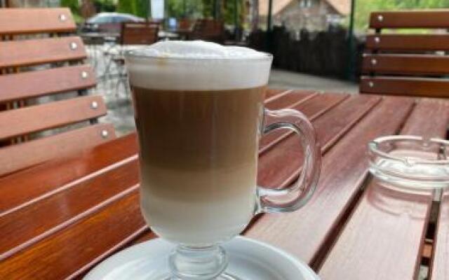 Korondi Forrás Panzio