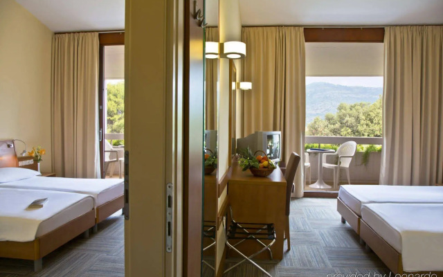 Valamar Tirena Hotel